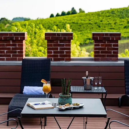 Szálloda Casa Munfra *